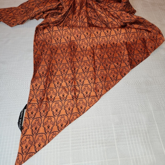 THOMAS WYLDE Orange,black Silk Skull Print Scarf - Picture 6 of 14